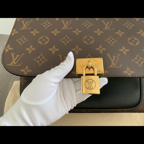 ❌SOLD ON iG!❌ - Picture 4 of 11